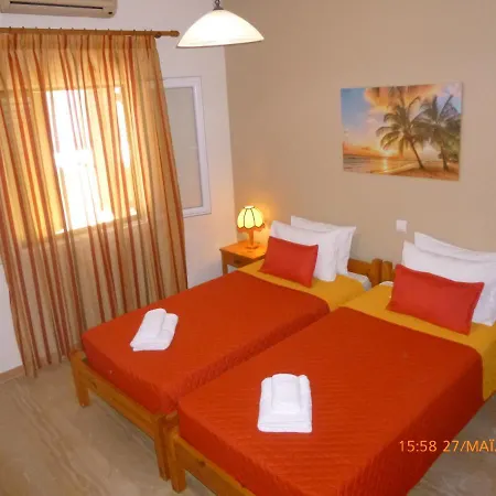 Niki Apartment *